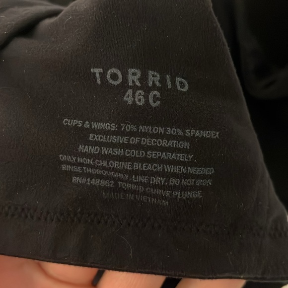 Torrid plunge bra - Picture 6 of 6